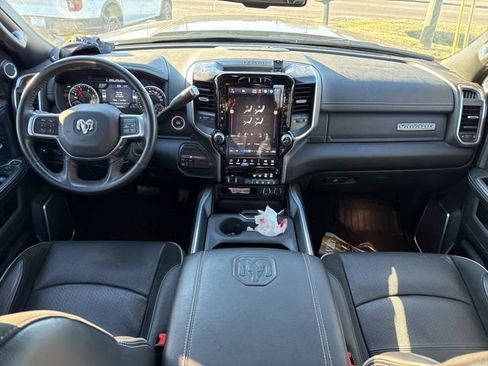 Used 2022 RAM 3500 Laramie image 19