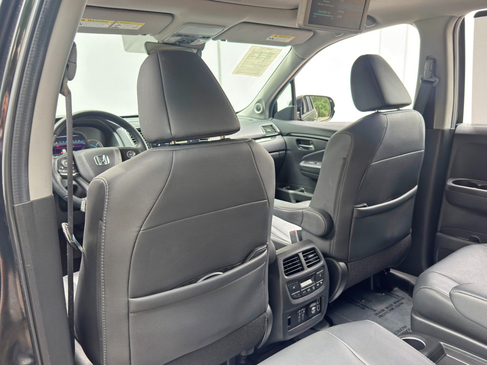 Used 2022 Honda Pilot Touring image 39