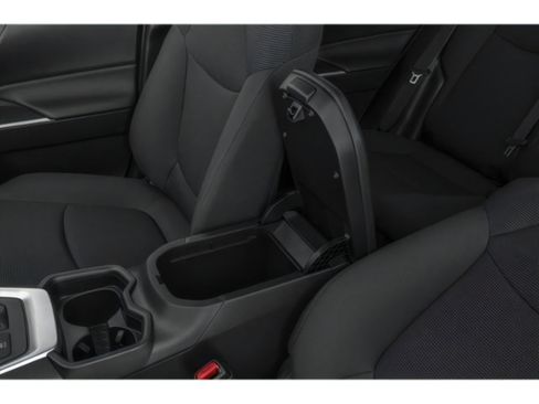 Used 2019 Toyota RAV4 LE image 14