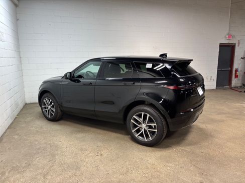 Used 2026 Land Rover Range Rover Evoque S AWD/4WD image 10