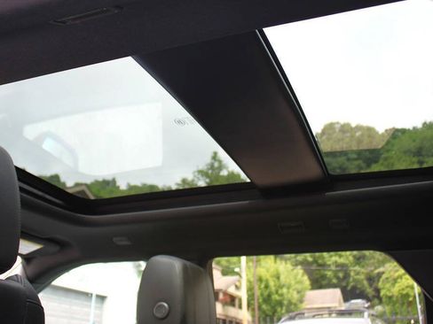 Used 2020 Land Rover Range Rover Evoque S AWD/4WD image 14
