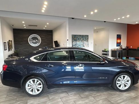 Used 2019 Chevrolet Impala LT FWD image 21