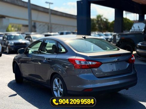 Used 2014 Ford Focus SE FWD image 3