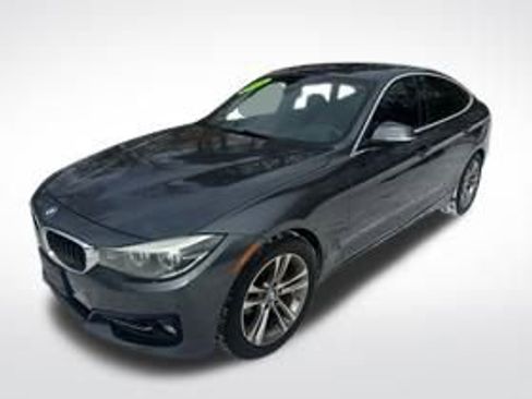 Used 2018 BMW 330i Gran Turismo xDrive image 2