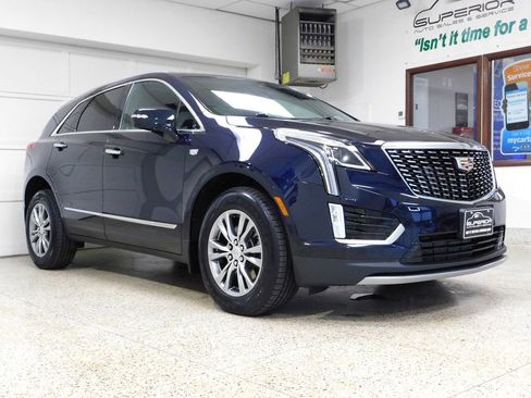Used 2022 Cadillac XT5 Premium Luxury AWD/4WD image 3