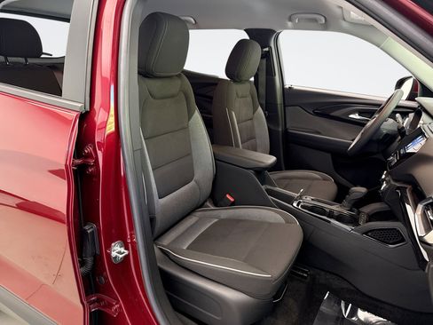 Used 2023 Chevrolet TrailBlazer LT w/ Convenience Package image 16