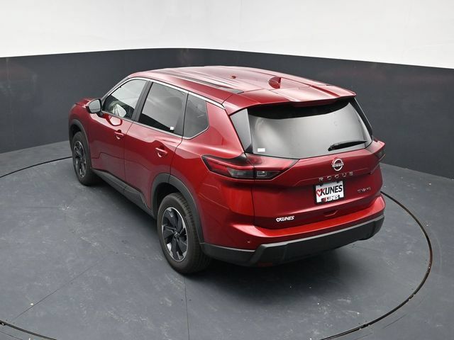 Used 2025 Nissan Rogue SV AWD/4WD image 37