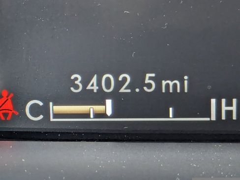 Certified 2023 Lincoln Nautilus Reserve w/ Equipment Group 201A image 31