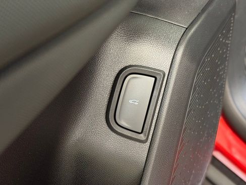 New 2026 GMC Terrain AT4 w/ Technology Package II AWD/4WD image 11