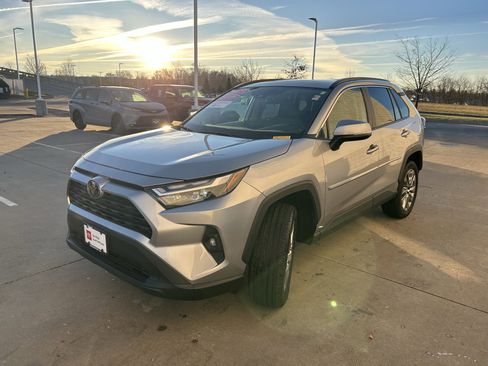 Certified 2023 Toyota RAV4 XLE Premium image 3