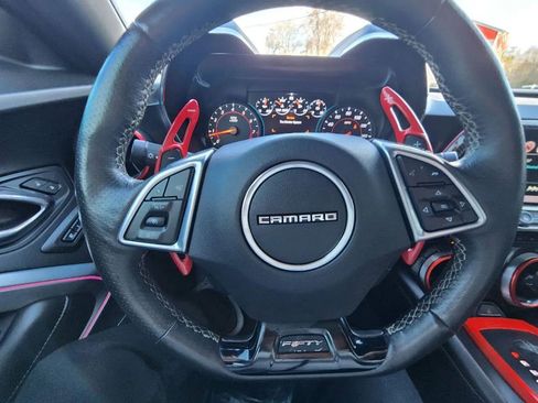 Used 2017 Chevrolet Camaro LT RWD image 16