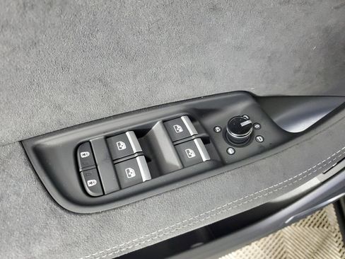 New 2026 Audi RS Q8 performance image 27