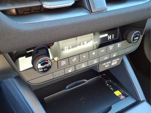 New 2026 Subaru Outback Premium image 13