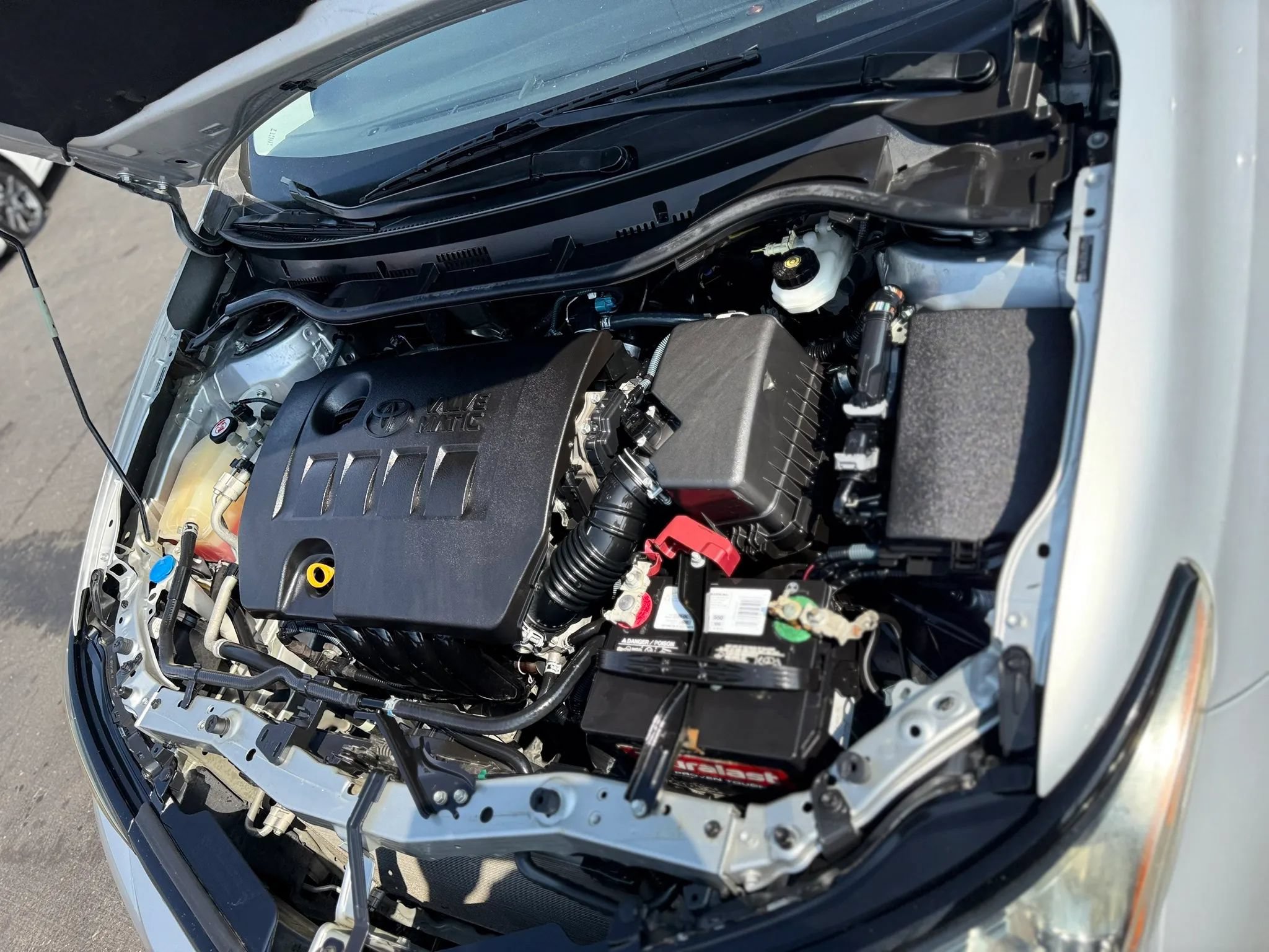 Used 2017 Toyota Corolla iM FWD image 9
