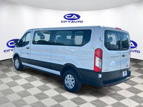 Used 2022 Ford Transit 350 XLT RWD image 6