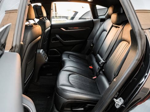 Used 2022 Maserati Levante Modena image 40