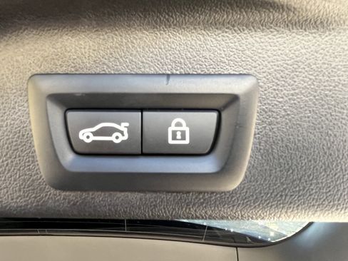 Used 2023 BMW X5 M50i w/ Executive Package image 69