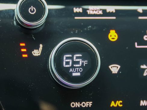 Used 2023 INFINITI QX60 Luxe AWD/4WD image 22