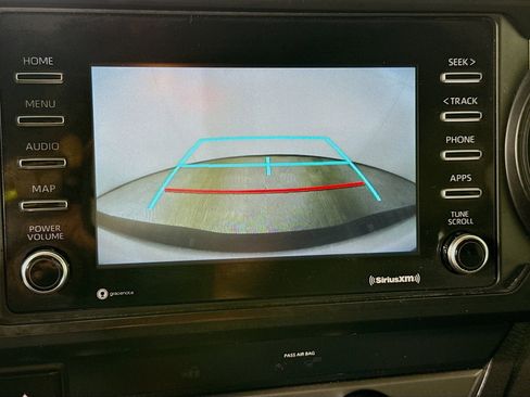 Used 2022 Toyota Tacoma SR image 17