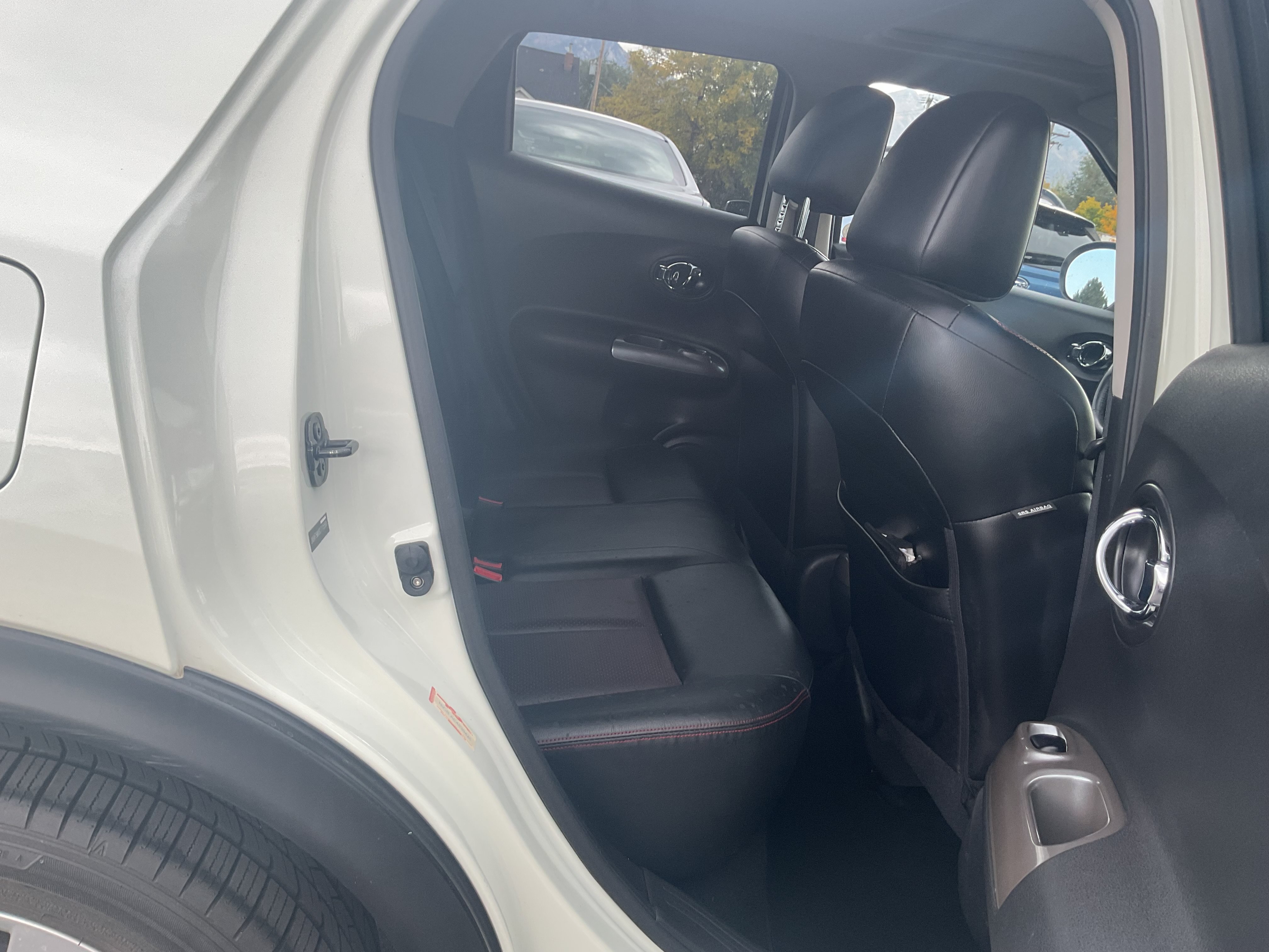 Used 2012 Nissan Juke SL AWD/4WD image 22