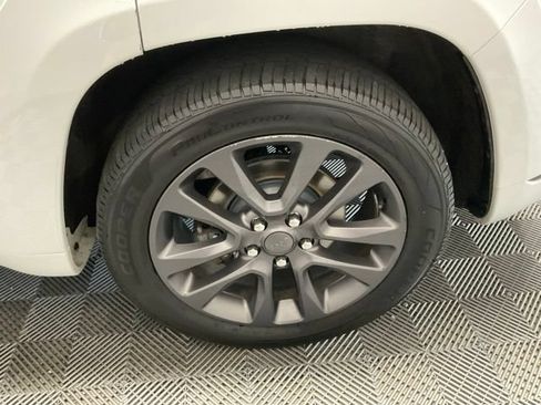 Used 2019 Jeep Grand Cherokee High Altitude AWD/4WD image 38