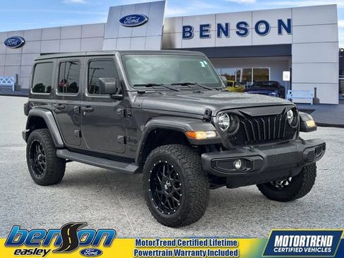 Used 2021 Jeep Wrangler Unlimited Sahara AWD/4WD image 1