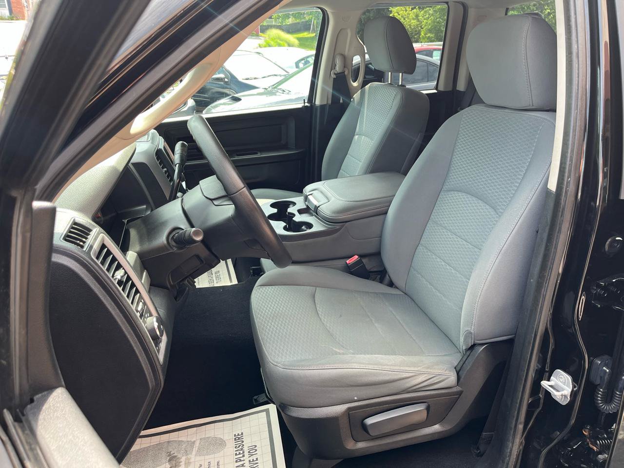 Used 2014 RAM 1500 Express AWD/4WD image 21