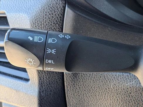 Used 2016 Toyota Corolla L image 12