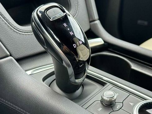 New 2025 Cadillac XT6 Sport image 23