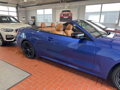 Certified 2023 BMW 430i xDrive Convertible w/ M Sport Package AWD/4WD image 4
