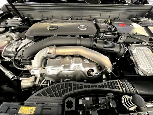 New 2026 Mercedes-Benz GLB 250 4MATIC image 14