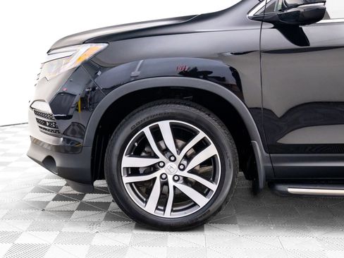 Used 2018 Honda Pilot Touring image 36
