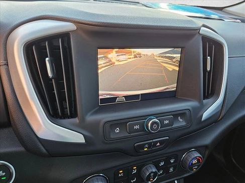 Certified 2023 GMC Terrain SLE w/ Driver Convenience Package image 19