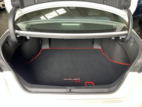 Used 2020 Toyota Avalon TRD image 26