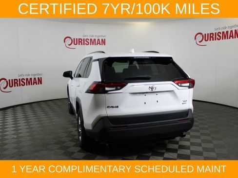 Used 2025 Toyota RAV4 XLE AWD/4WD image 5