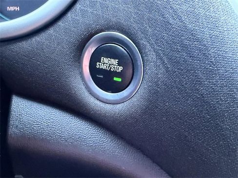 Used 2021 Chevrolet Malibu LS image 28