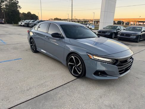 Used 2022 Honda Accord Sport image 9