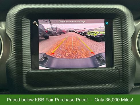 Used 2021 Jeep Gladiator Sport image 28