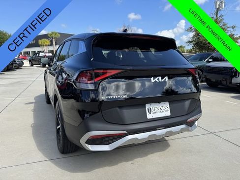 Used 2024 Kia Sportage EX FWD image 7
