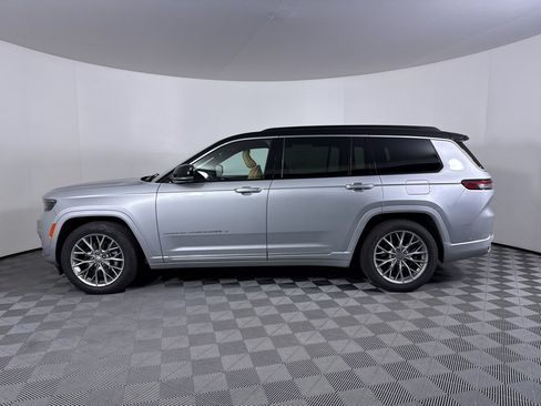 Used 2024 Jeep Grand Cherokee L Summit AWD/4WD image 14