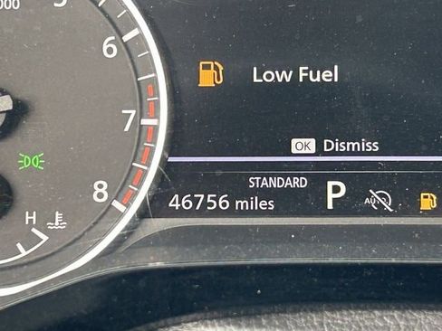 Used 2025 Nissan Pathfinder SV FWD image 31