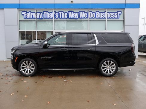 New 2025 Chevrolet Suburban Premier w/ Sun And Tow Package image 7