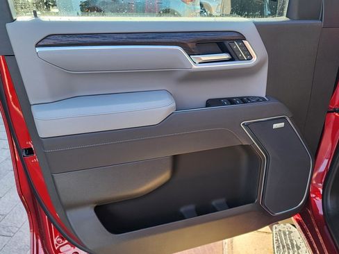 New 2026 GMC Sierra 1500 SLT w/ SLT Premium Plus Package image 14