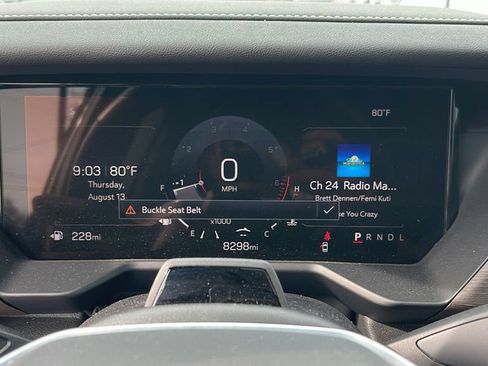Used 2024 GMC Acadia Denali w/ Super Cruise Package FWD image 22