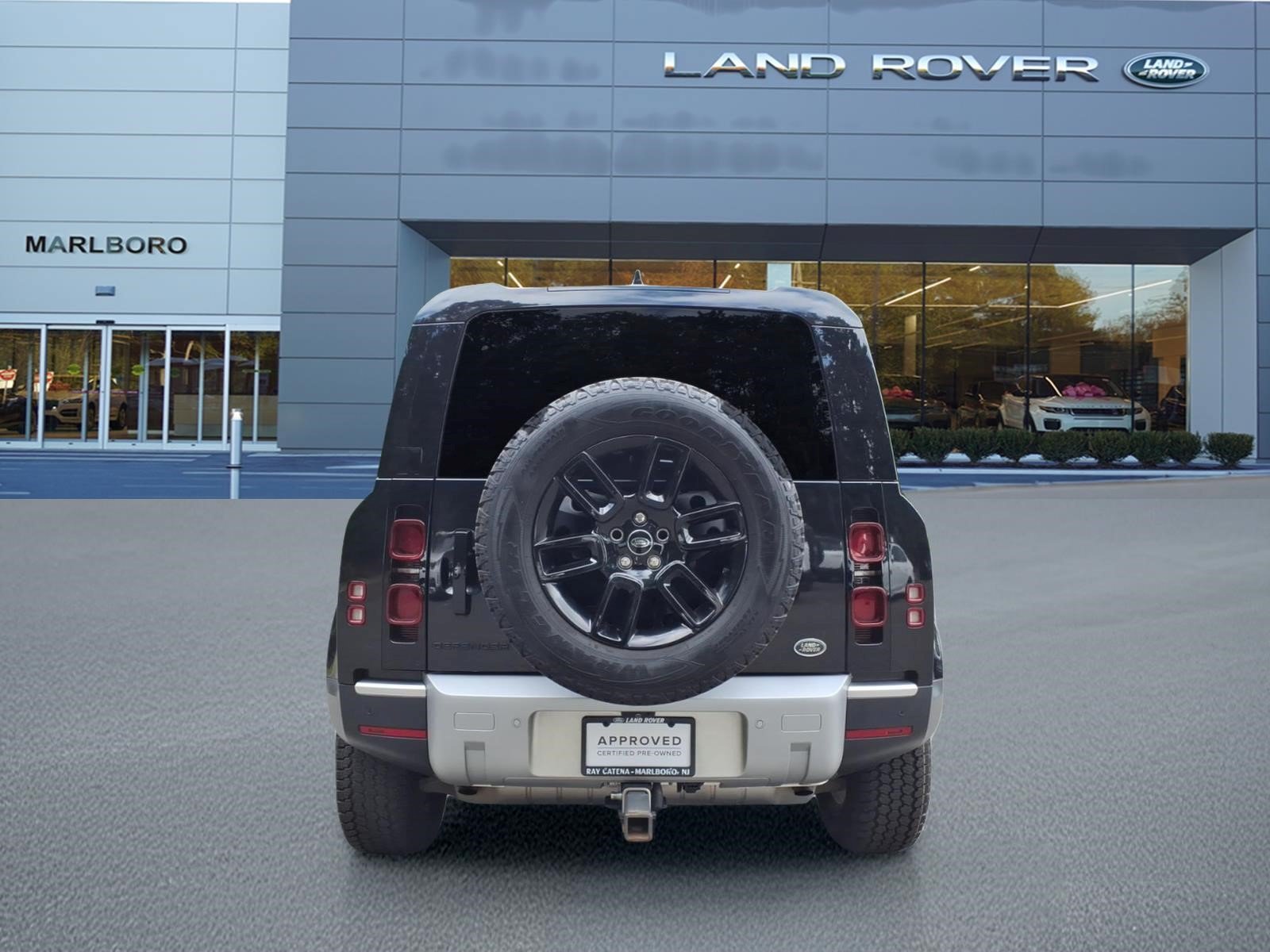 Certified 2023 Land Rover Defender 110 S AWD/4WD image 7