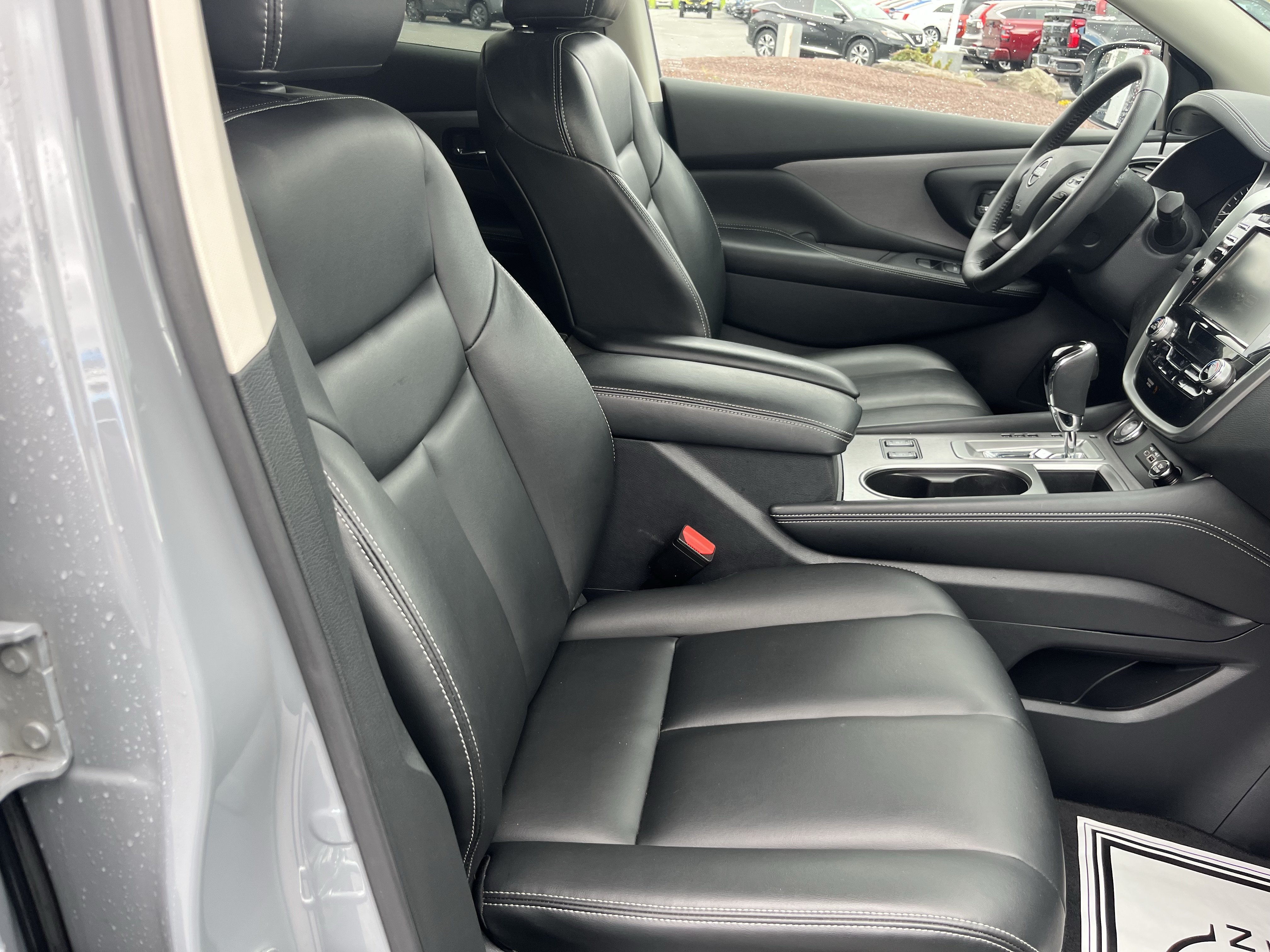 Used 2024 Nissan Murano SV w/ SV Midnight Edition Package AWD/4WD image 3