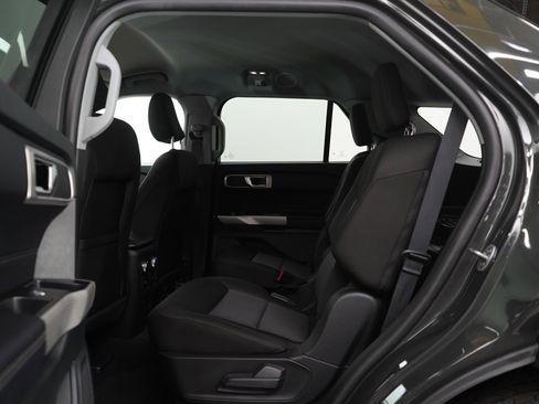 Used 2022 Ford Explorer XLT image 20