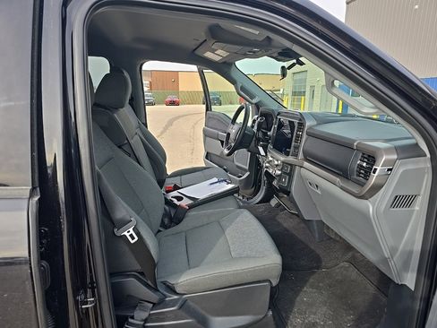 Used 2025 Ford F150 XLT w/ Equipment Group 301A Standard image 11