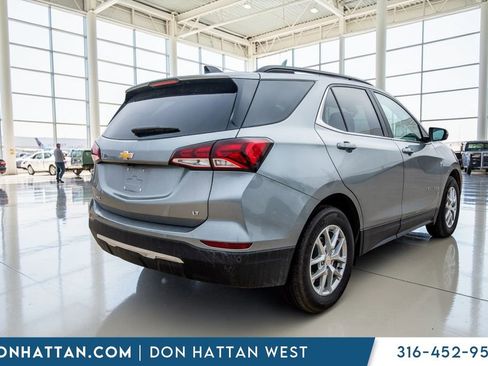 Used 2023 Chevrolet Equinox LT image 35