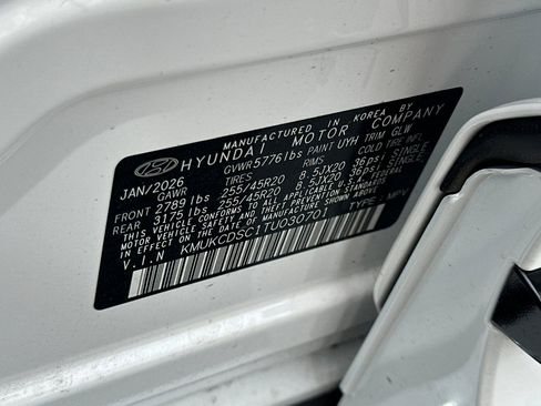 New 2026 Genesis GV60 Advance image 29